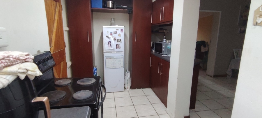 3 Bedroom Property for Sale in Roosheuwel North West